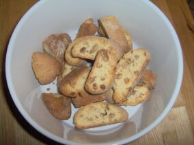 Cantuccini mit Pinienkernen