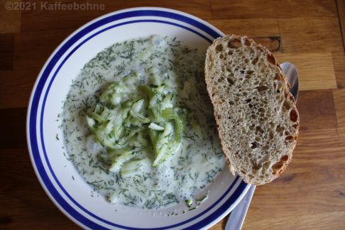 Kalte Gurkensuppe